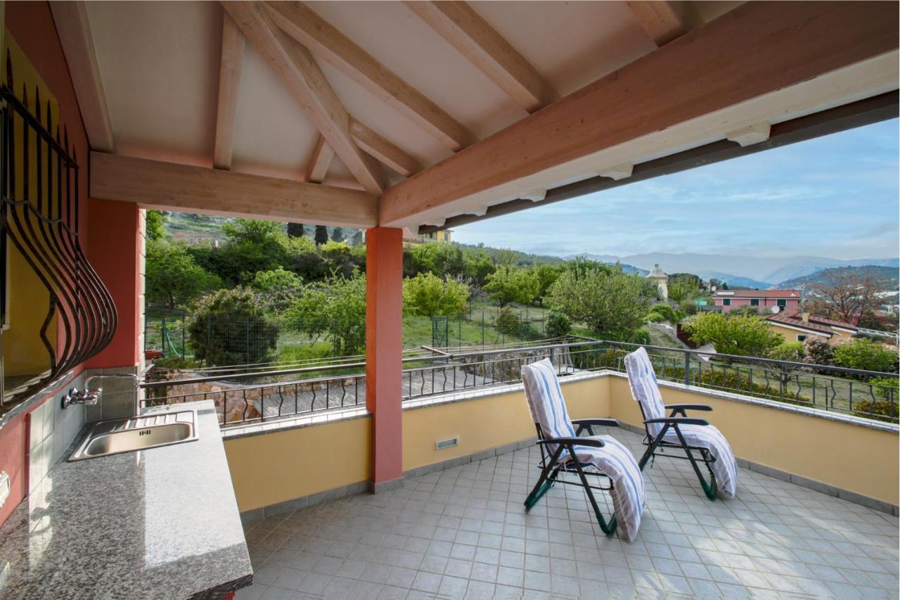 La Quercia Casa Vacanza Imperia Εξωτερικό φωτογραφία